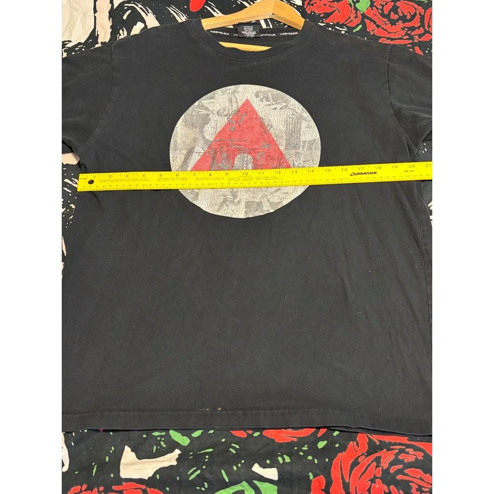 Airwalk Mens Graphic T-Shirt Black Red Triangle Logo Skate Crewneck Large - Picture 7 of 7